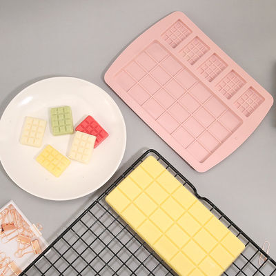 Хорошая цена. Розовая силиконовая вафлевая плесень гладкие силиконовые кексы для вафлевого торта шоколад онлайн