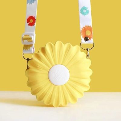 Хорошая цена. Школьные принадлежности Силиконовый карандаш коробка прочный макияж сумка дети плечевая сумочка девочки кроссбоди сумка Рождественский подарок на день рождения онлайн