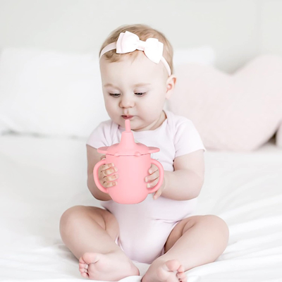 Хорошая цена. Силикон тренируя чашки Sippy с крышкой соломы и не ручки выскальзывания разливает чашку перехода чашки тренера доказательства онлайн